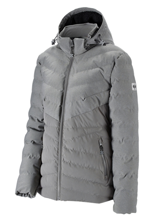 Bildschirmfoto_26-11-2025_141918_www.strauss.com