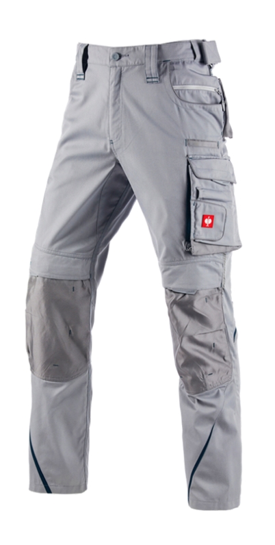 Bildschirmfoto_26-11-2025_135740_www.strauss.com